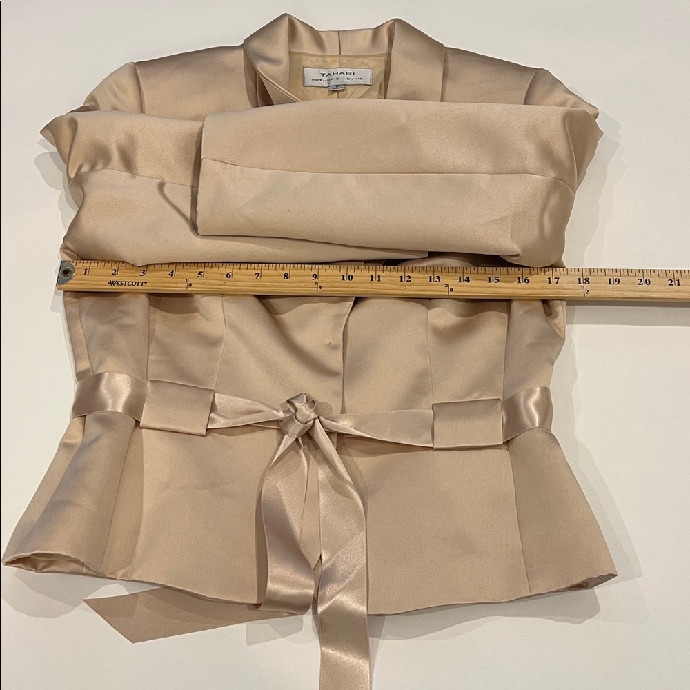 Tahari ASL Champagne Satin Waist Tie with Lace Straight Skirt Suit size small - Picture 6 of 7